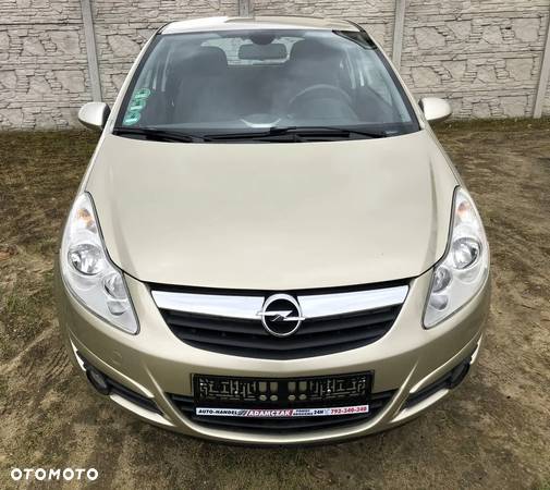 Opel Corsa 1.4 16V Cosmo - 8