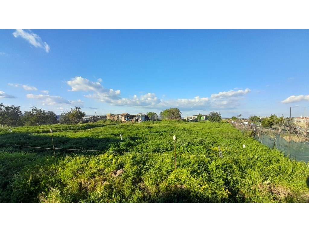 Terreno Urbano de 840 m² - Grande imagem: 5/9