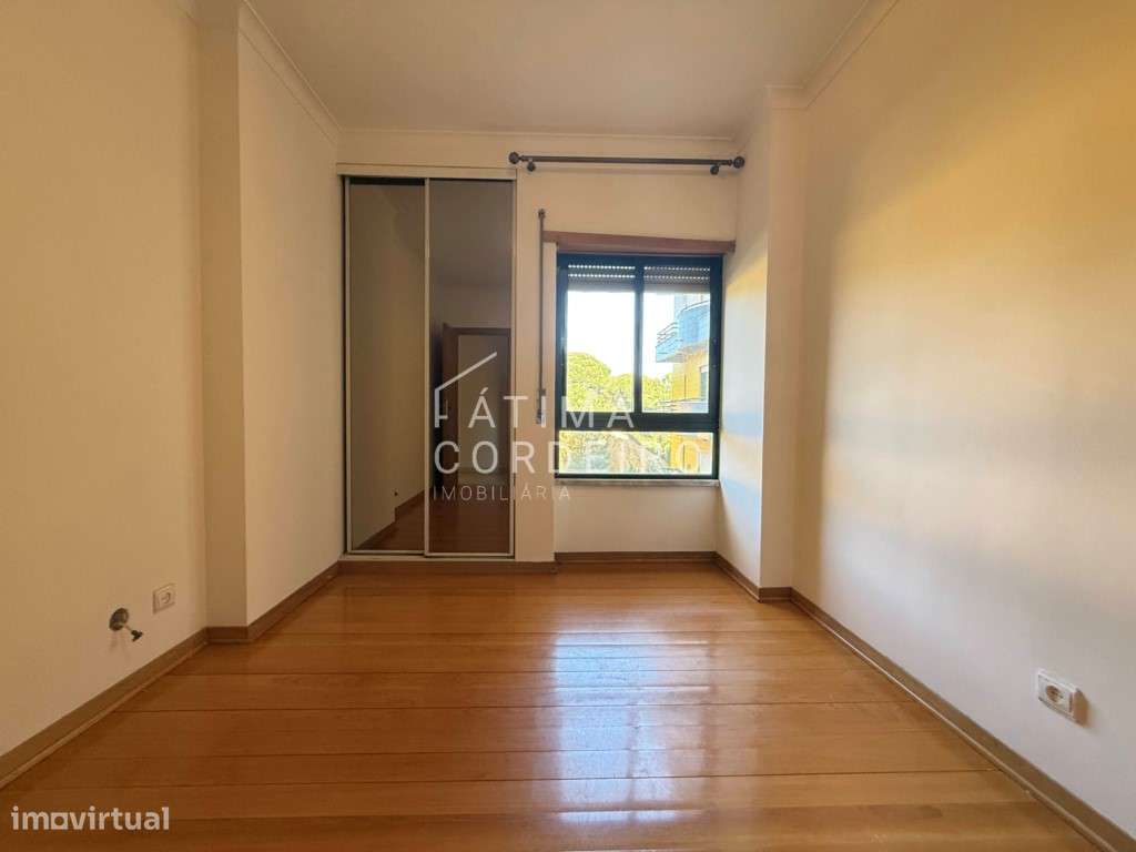 T3 inserido em prédio com 2 elevadores e duas entradas Feijó-10