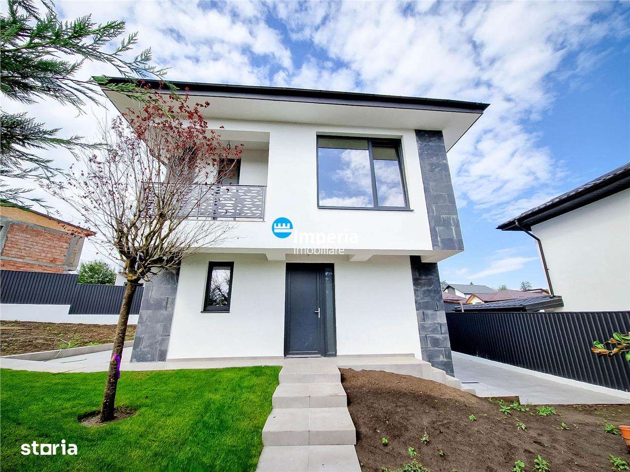 Casa premium Bucium cu toate utilitatile si acces asfaltat - Imagine principală: 2/12