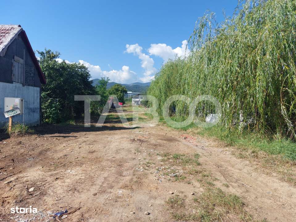 Teren intravilan 812 mp PUZ aprobat utilitati pe teren Talmaciu - Imagine principală: 3/10