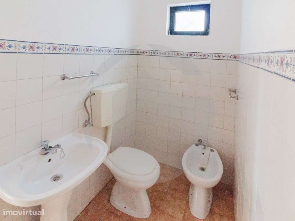 Moradia Tradicional Algarvia com 3 Quartos em Querença-11