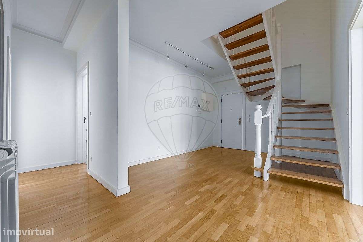 Apartamento T4 para venda-11