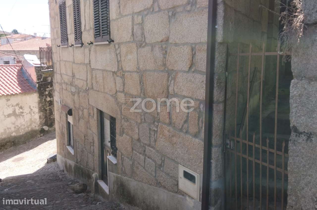 Moradia T4 +1 com espaço exterior - Grande imagem: 4/35