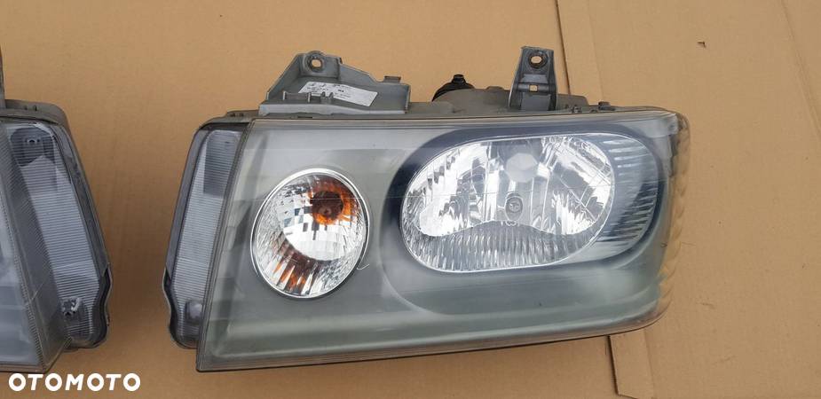 Fiat Scudo lampy.2003-2006.Expert.Jumpy. Silniczki - 4