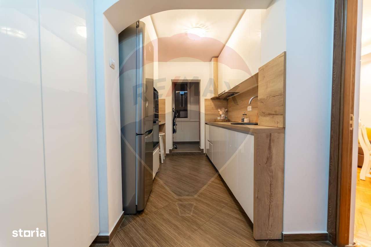 Apartament cu 3 camere de vânzare în zona Decebal - Imagine principală: 5/12