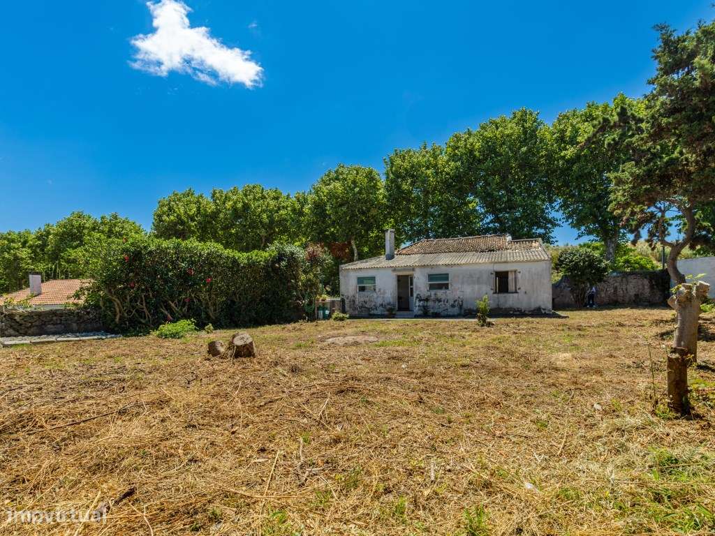 Moradia inserida em terreno de 569m2, Ponta Delgada Ilha de São Miguel-18