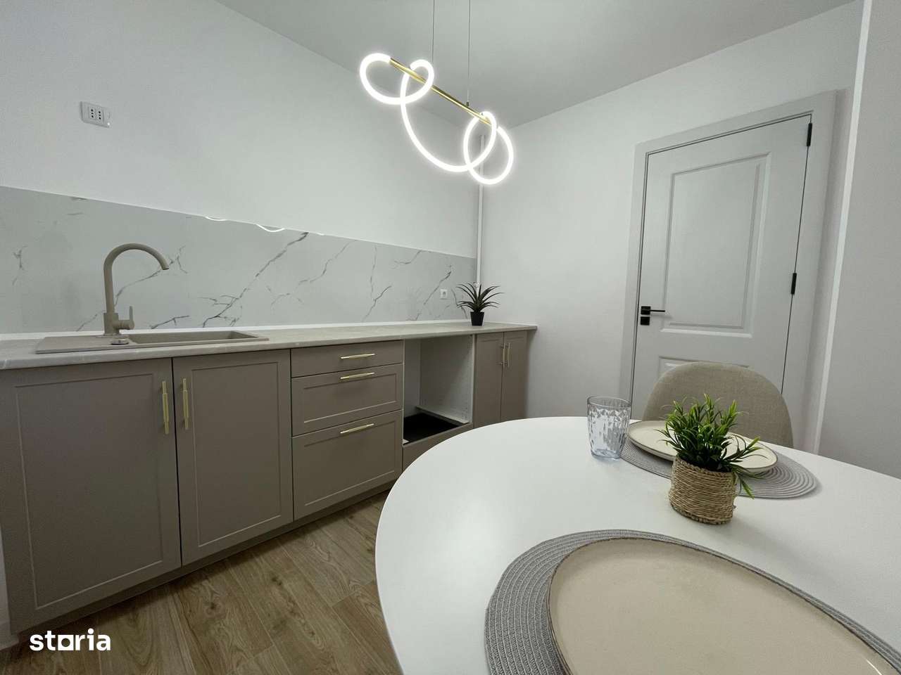 Apartament 2 camere – renovat complet – Brazda lui Novac, zona Simplon - Imagine principală: 5/7