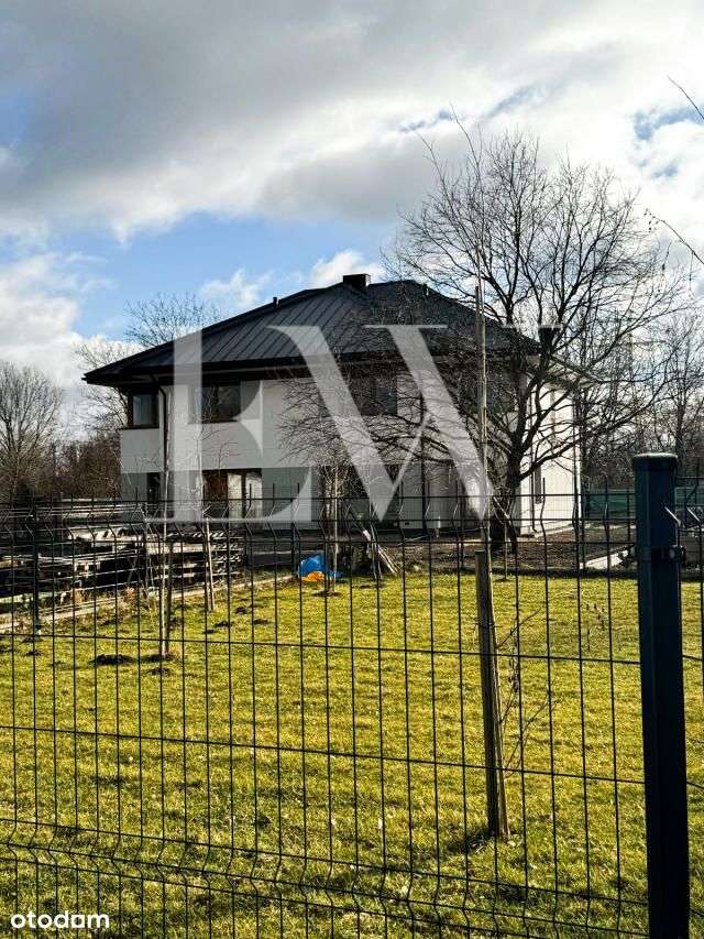 dom w zabudowie bliżniaczej LUX, Brwinów ulica Pigwowa-8