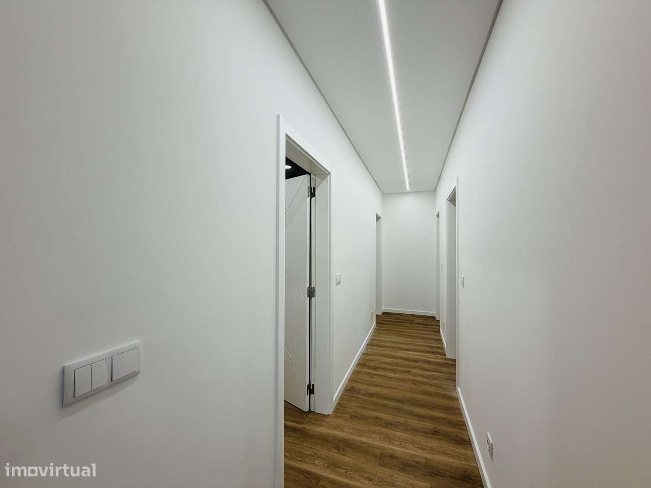 Moradia T4 térrea Fernão Ferro Pinhal do General-20