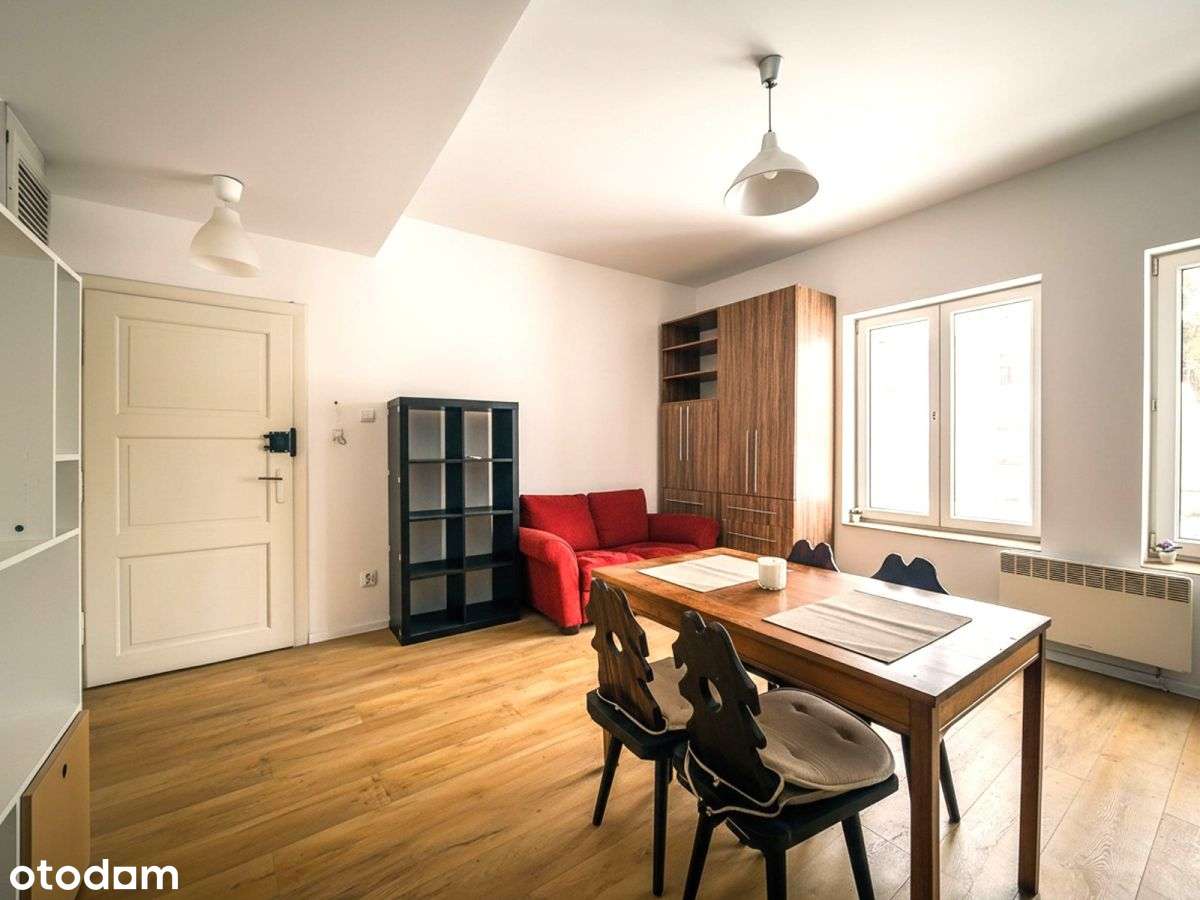 Przestronne mieszkanie do remontu na Stokach - Pełny obrazek: 2/8