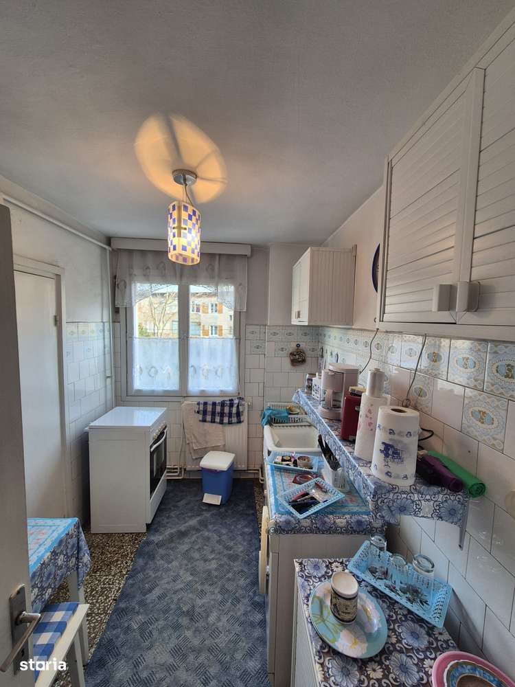 Apartament 4 camere, etajul.1, Moroasa-6