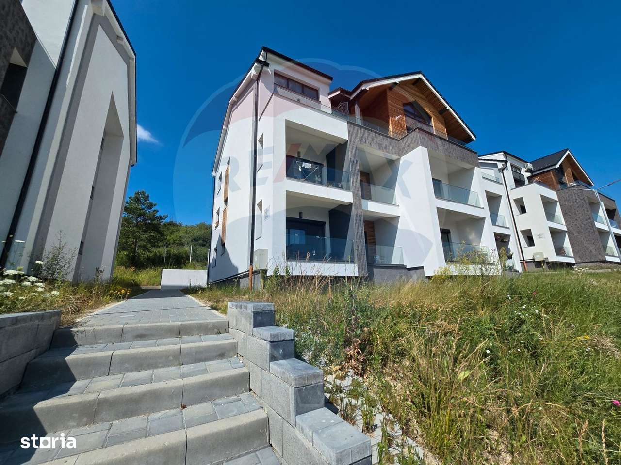 Studio de vanzare in cartierul DaVinci-0