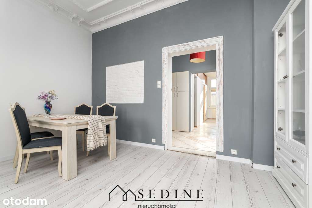 Duże mieszkanie w kamienicy przy Mazurskiej-3