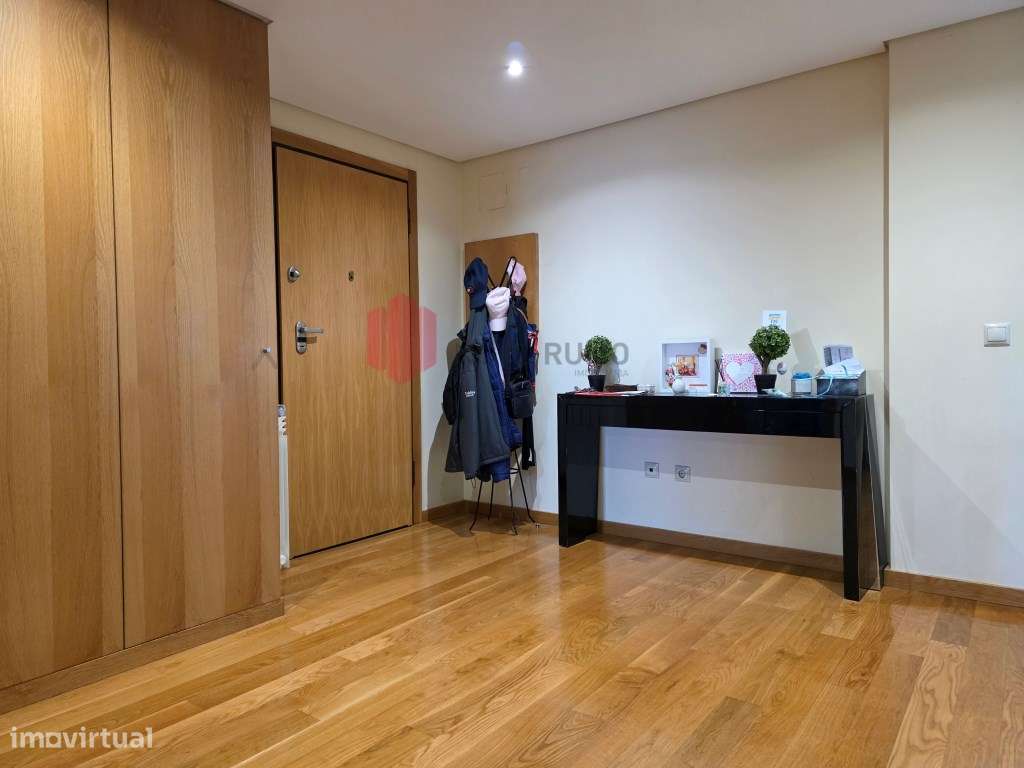 Apartamento T2+1 de Excelência no Centro da Maia | 161 m² | 2 Garag...-18