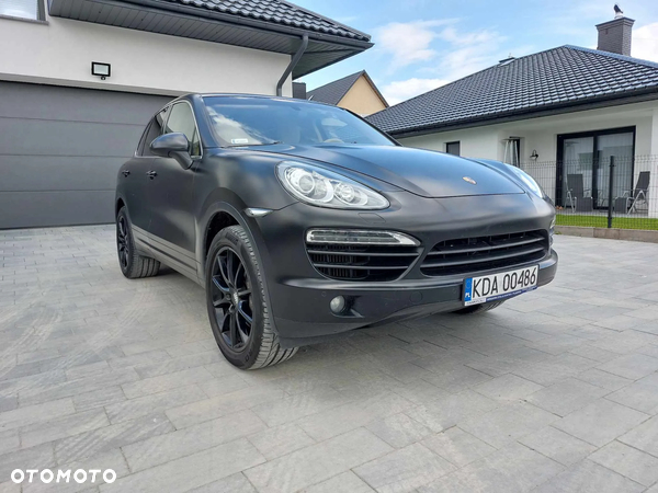 Porsche Cayenne - 2