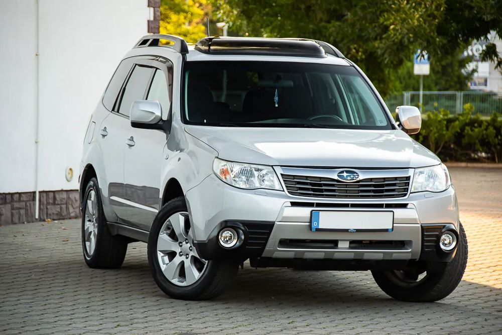 Subaru Forester III 2.0X Exclusive 2011
