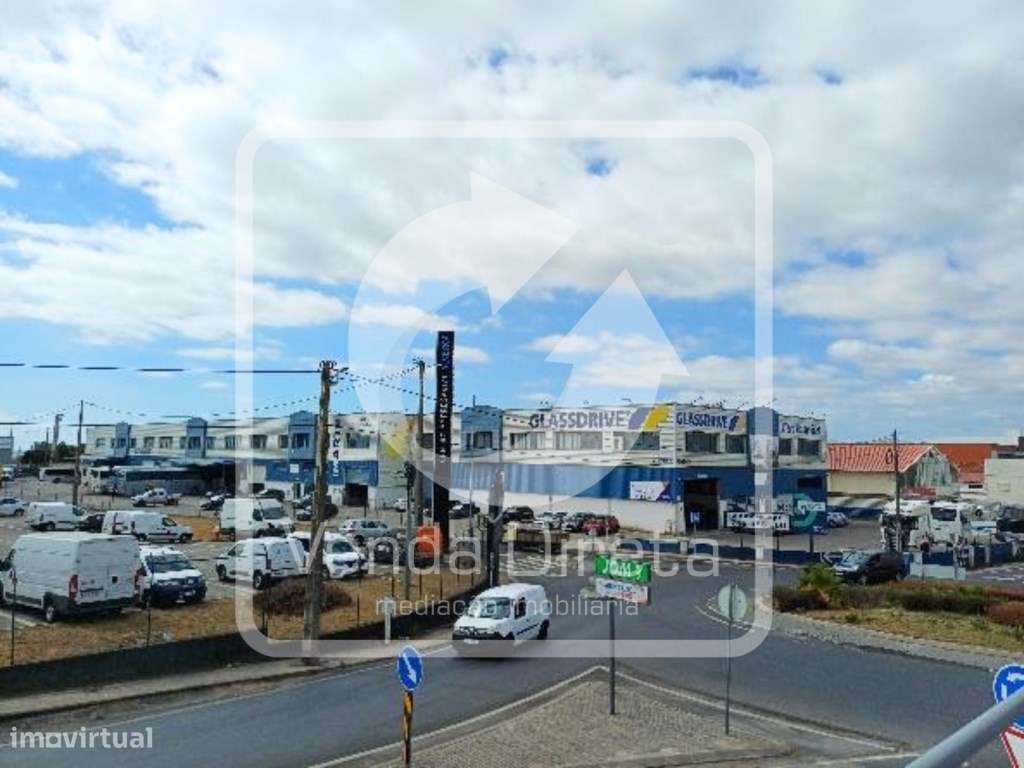 Armazém com 555 m² | 2 Pisos | Excelente Localização em Alverca do ...-6