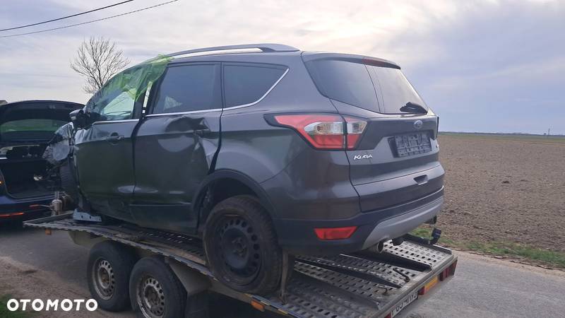 Ford Kuga - 5