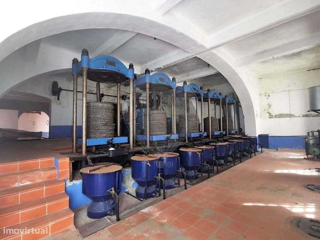 Armazém T0 para venda - Grande imagem: 2/18