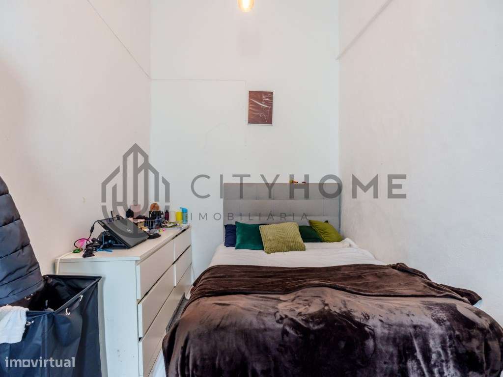 Moradia T2 com quintal no centro de Lagoa-12