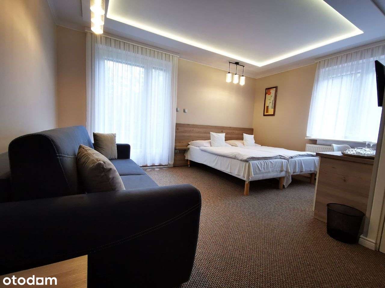 Hotel "Dom nad rzeką" - idealny pod dom seniora lub dom weselny!-9