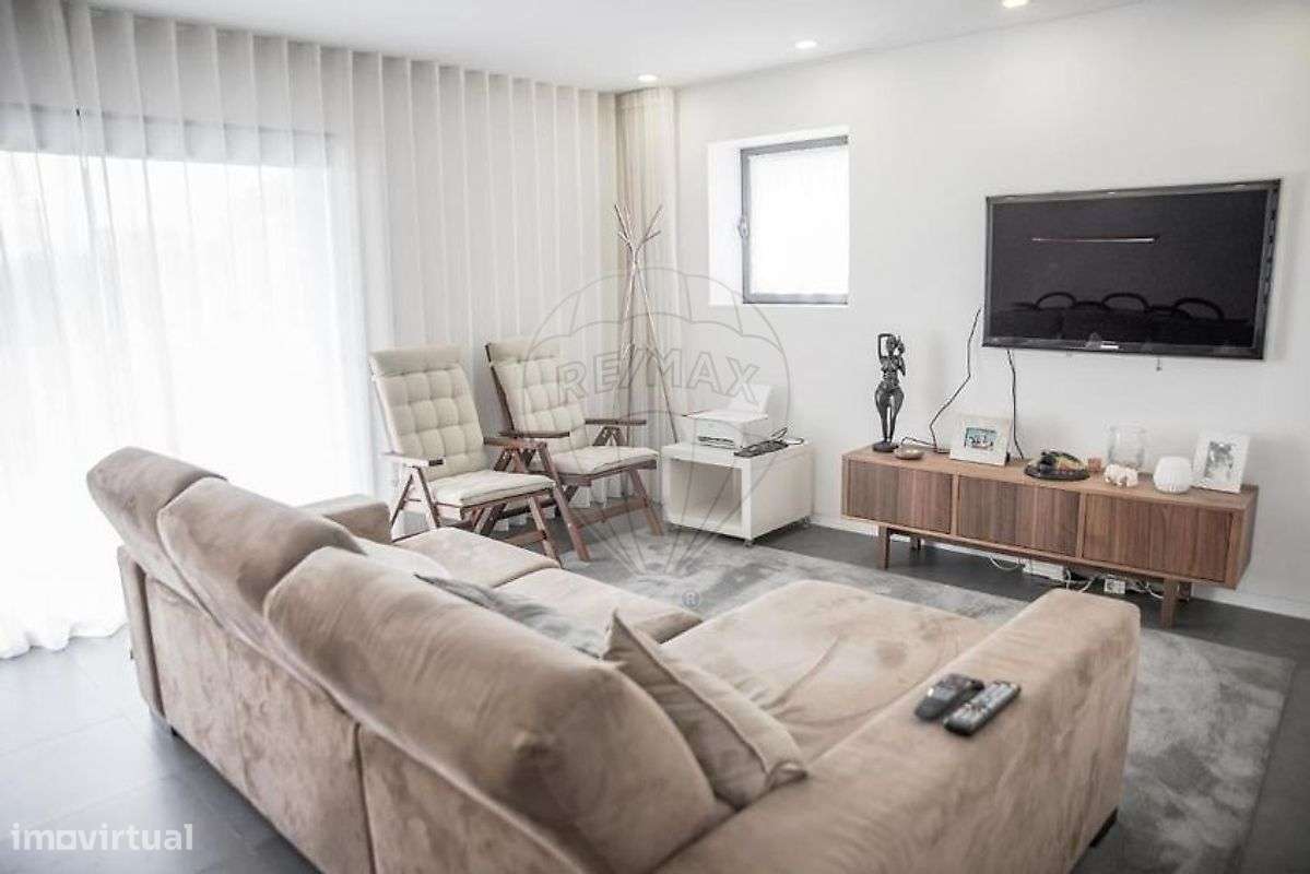 Moradia T2 para venda - Grande imagem: 4/8