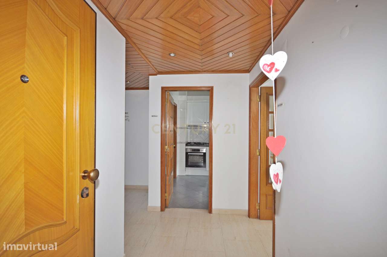 Apartamento T2 com 88m² | Paredes, Alenquer-9