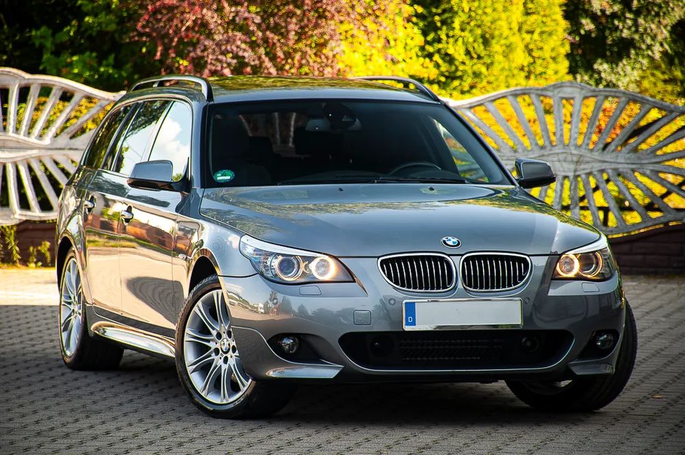BMW 5 Series E60/E61 (2003-2010) 525i xDrive Edition Exclusive 2009