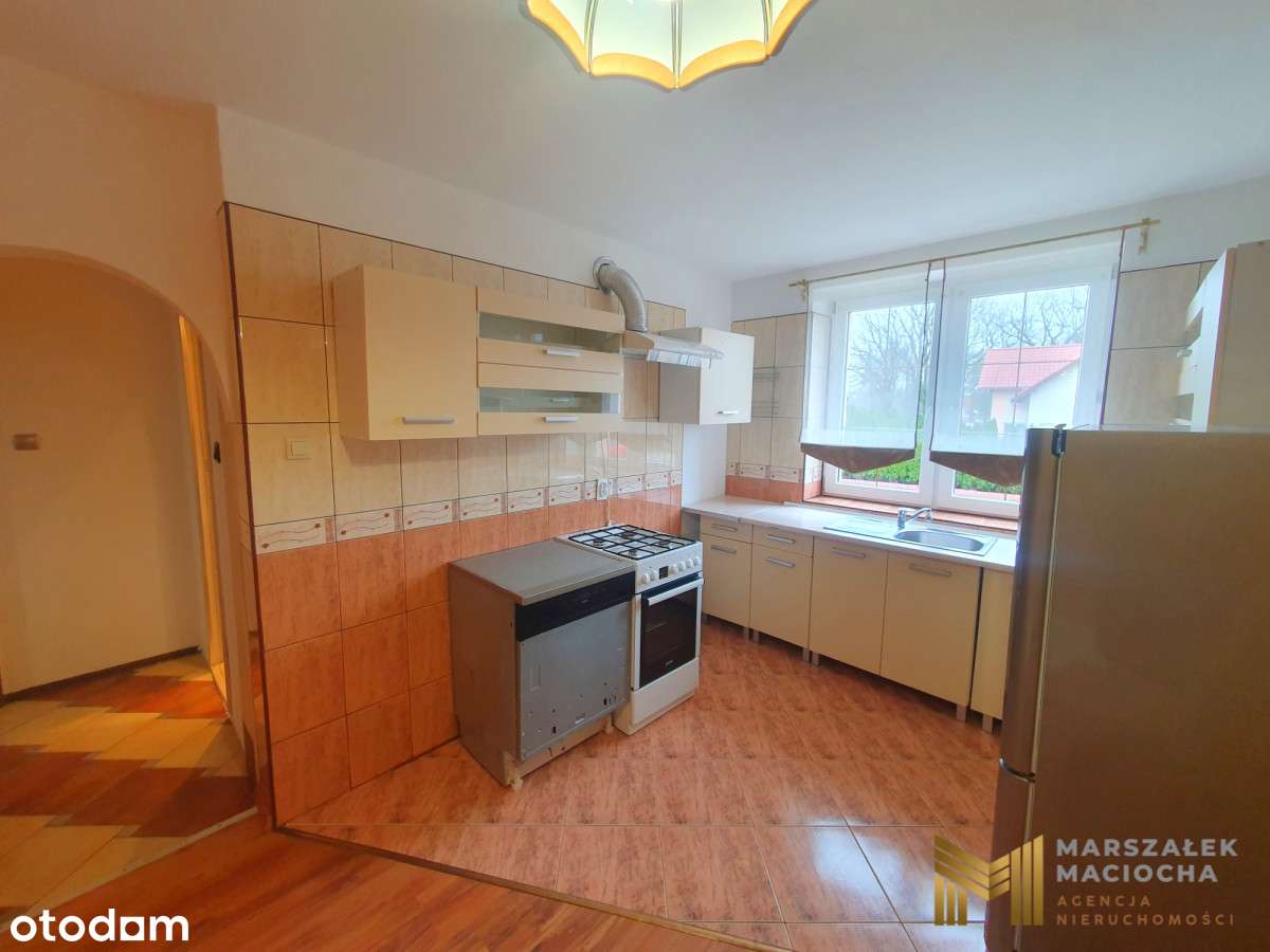 Rodzinny dom w zabudowie bliźniaczej Obora-13