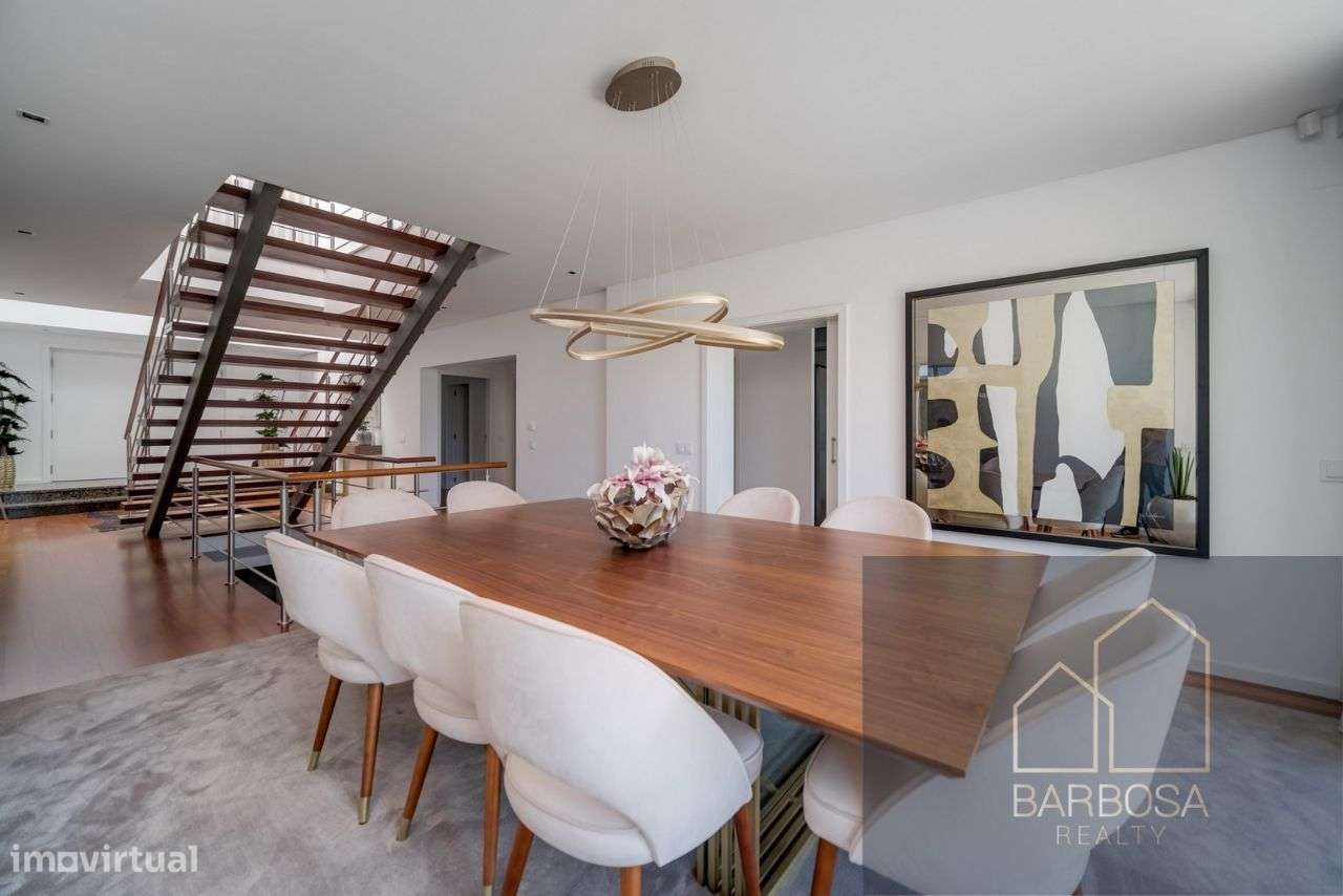 V5 Maia - 4 suites - 4 frentes - Luxo, privacidade e tranquilidade!-13