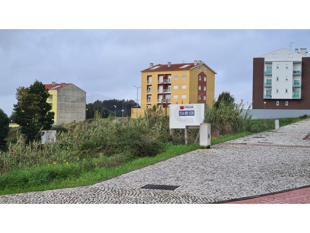 Terreno para Construção em altura - Oliveira do Bairro