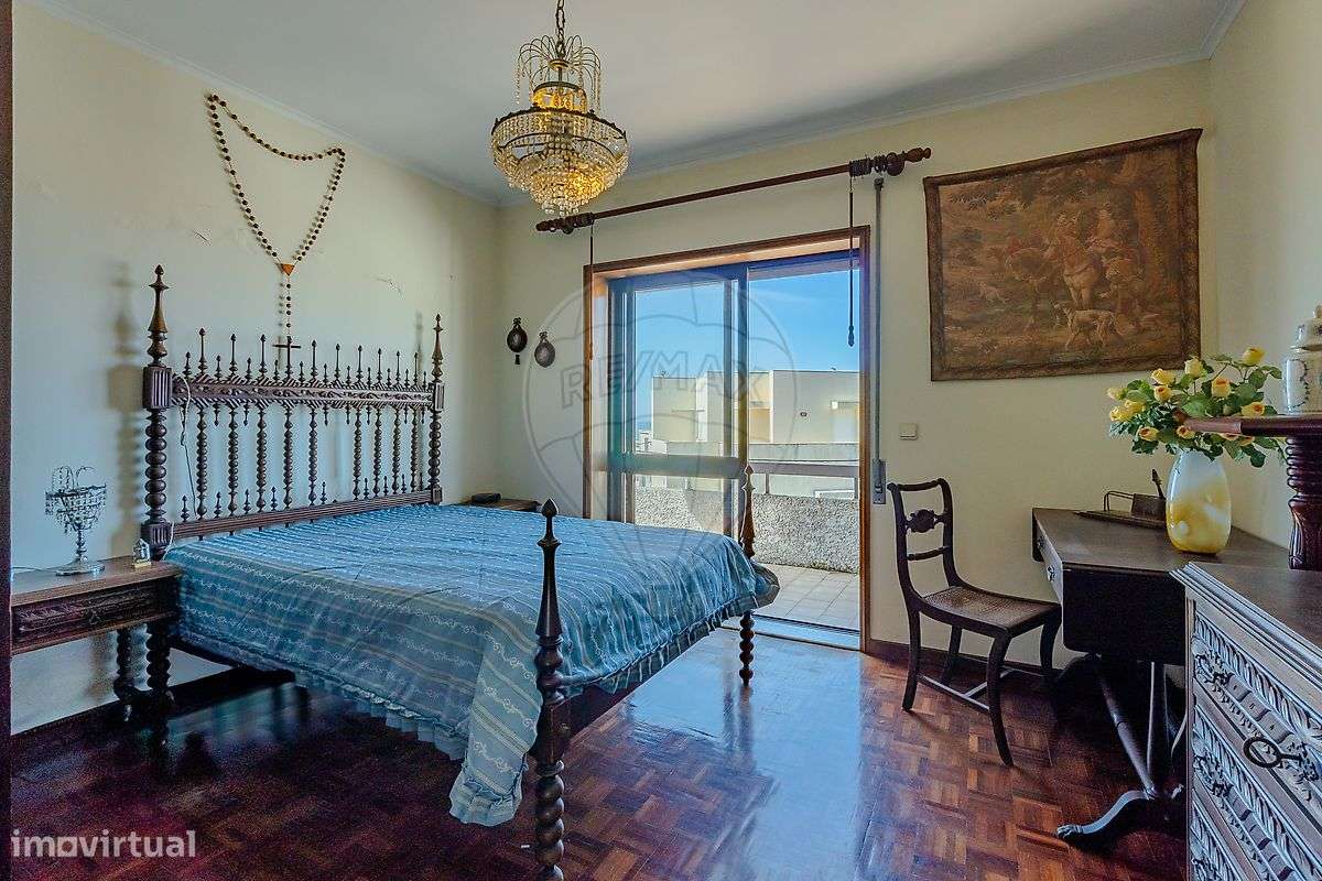 Moradia T4 para venda-13