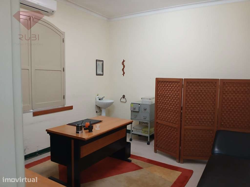 Edifício Comercial no Bairro do Salgado-16