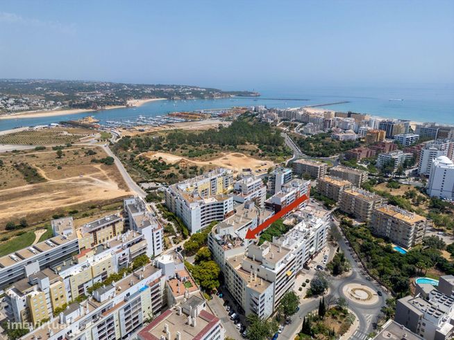 Apartamento T2 - Oportunidade Única a 5 Min da Praia da Rocha!-35