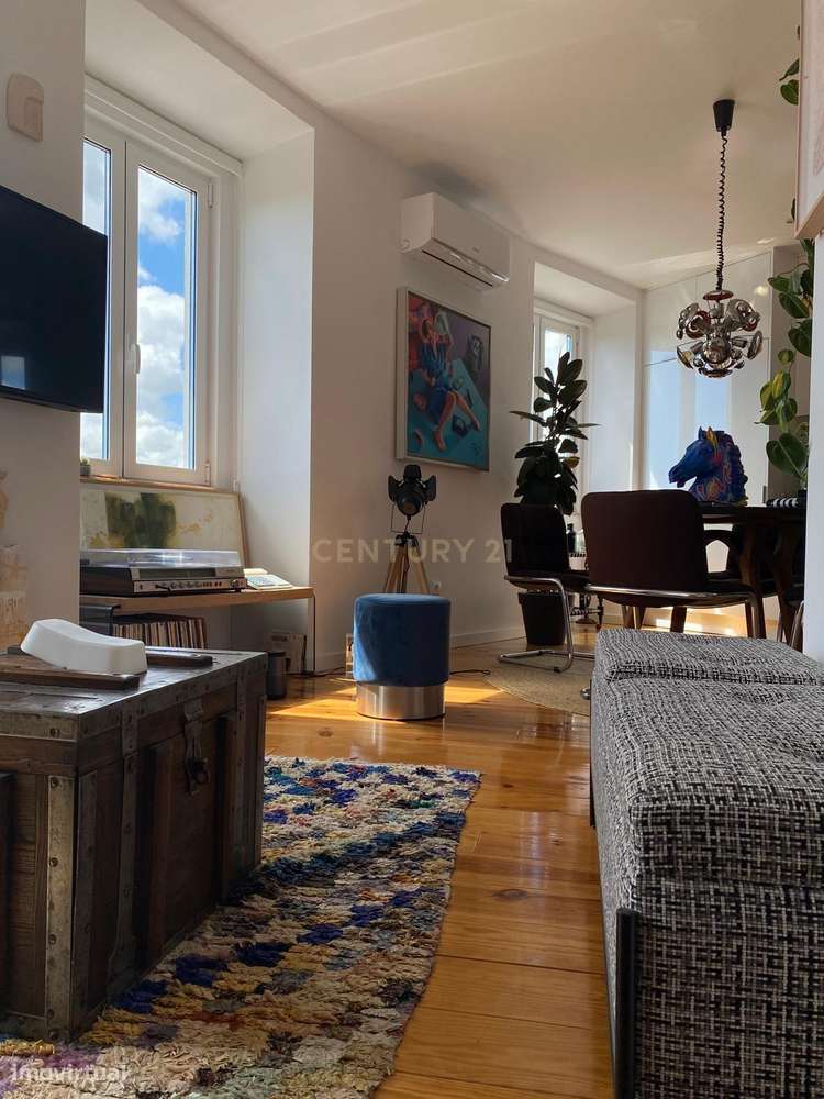 Apartamento  T1 duplex em prédio renovado com Vista Panorâmica - Grande imagem: 4/18