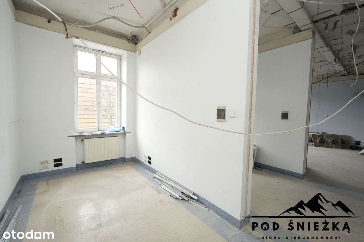 Dwie kamienice przy przejściu granicznym - tylko 2-6