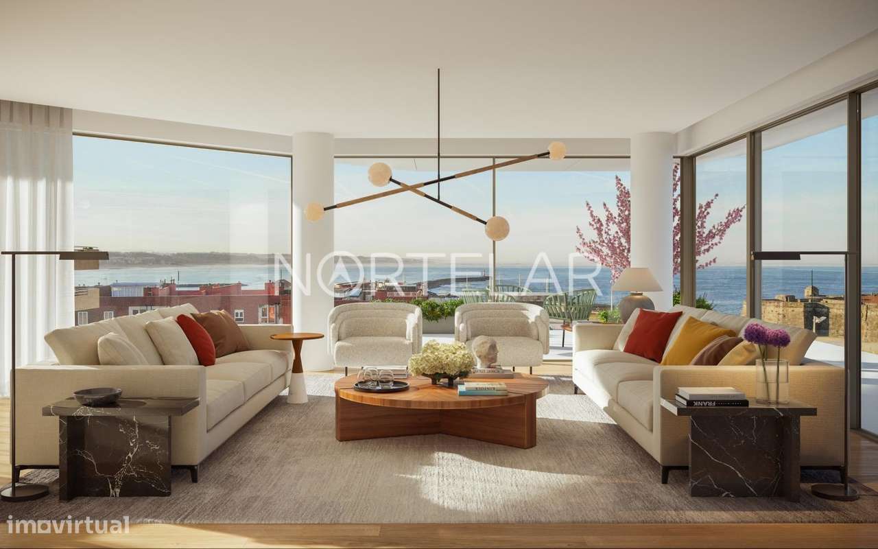 Apartamento T3 amplo com varanda e garagem no VC Forte-5