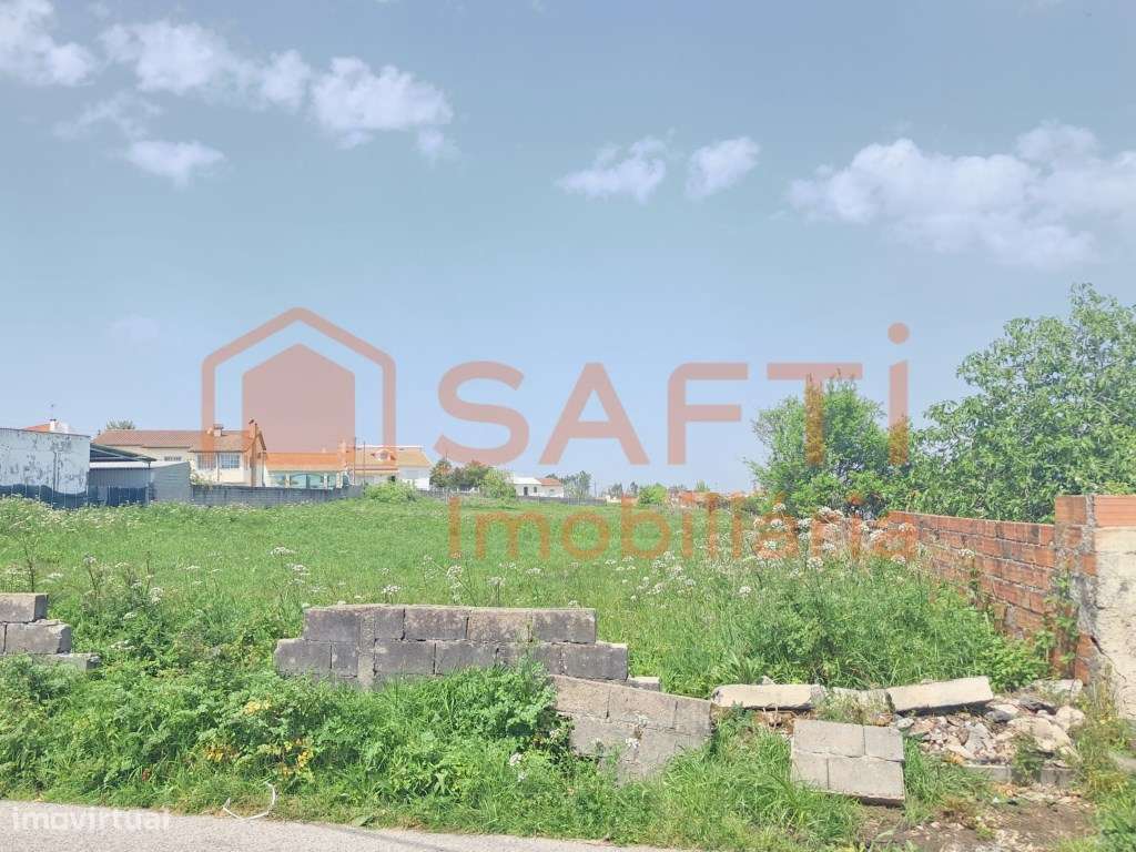 TERRENO CONSTRUÍVEL, com 4.870m2 e 2 frentes de estrada em zona cen... - Grande imagem: 2/12