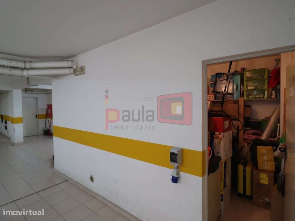 APARTAMENTO T3 MONTIJO COM PARQUEAMENTO E ARRECADAÇÃO-46