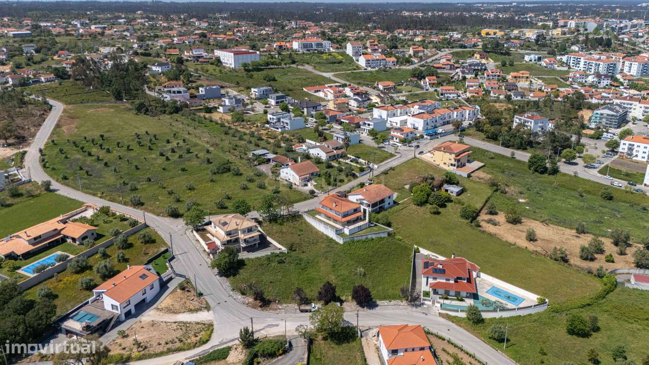 Terreno Urbano com 587 m² para Construção em Pombal – Zona em Crescime-19