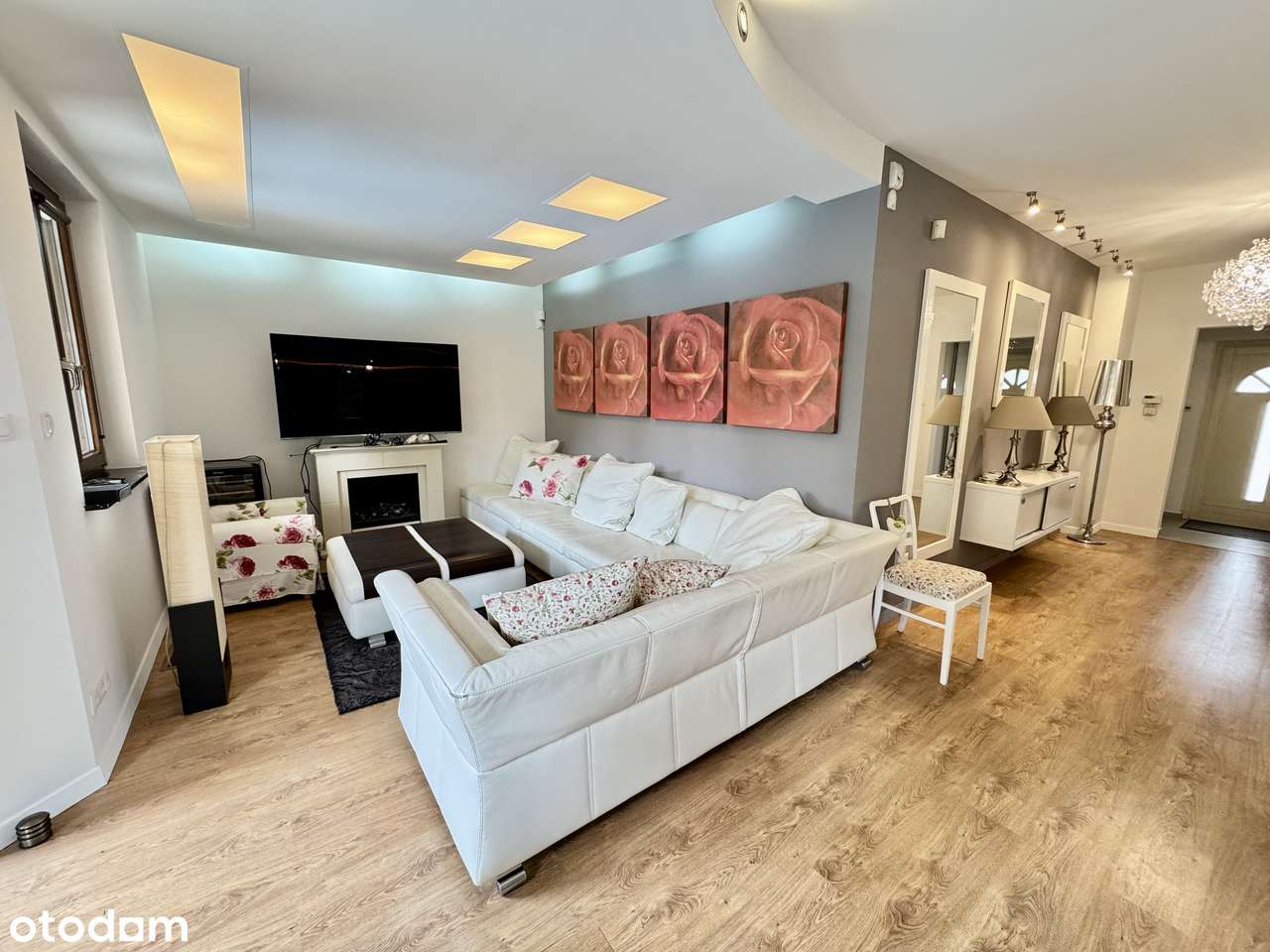 Piękny dom wolnostojący | 142m2| Basen | duży taras | - Pełny obrazek: 3/9