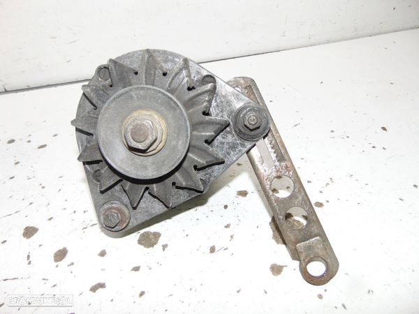 Volvo 240/244/340/360 alternador - 7