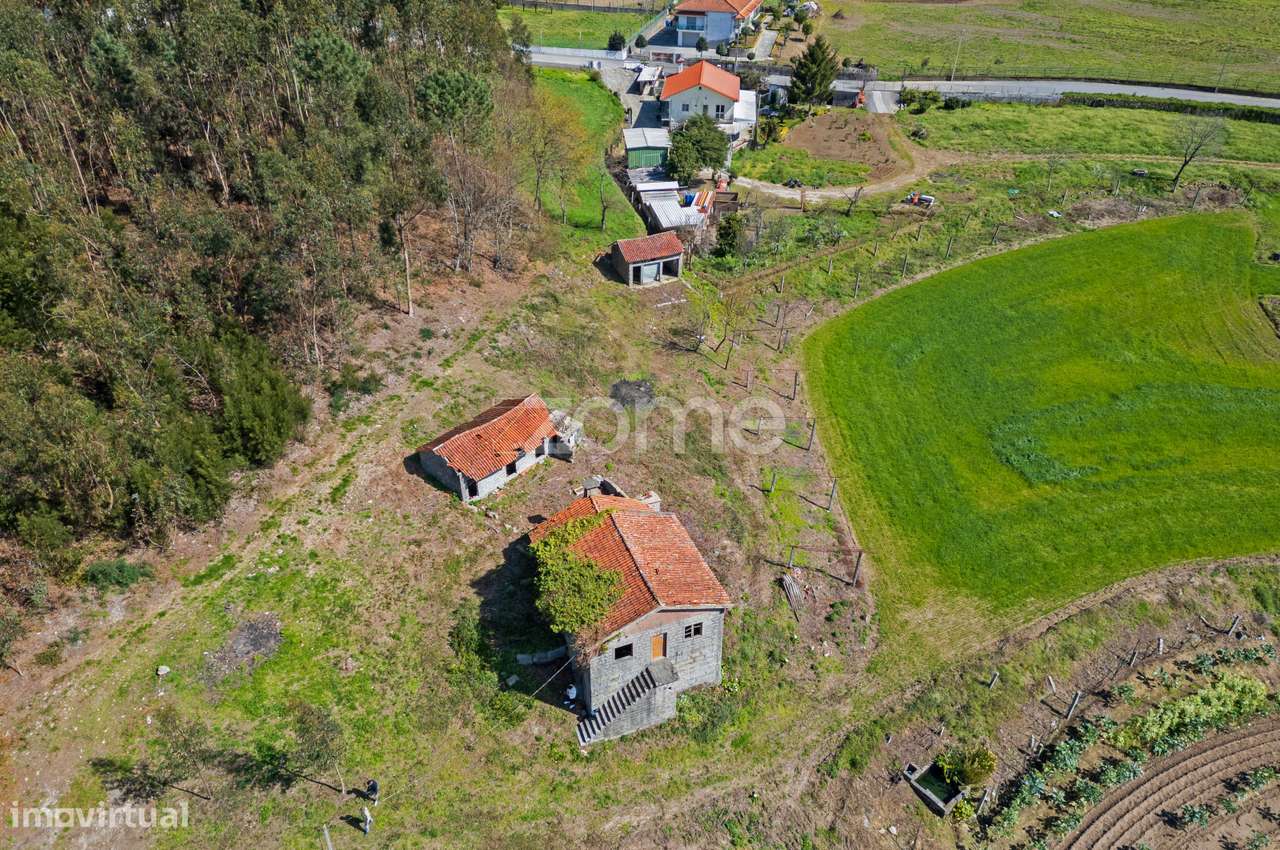 Quinta para Restauro em Oleiros, Guimarães - Grande imagem: 5/12