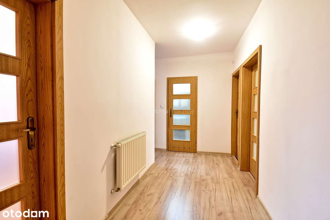 * Dom z 3 mieszkaniami  blisko jeziora *-8