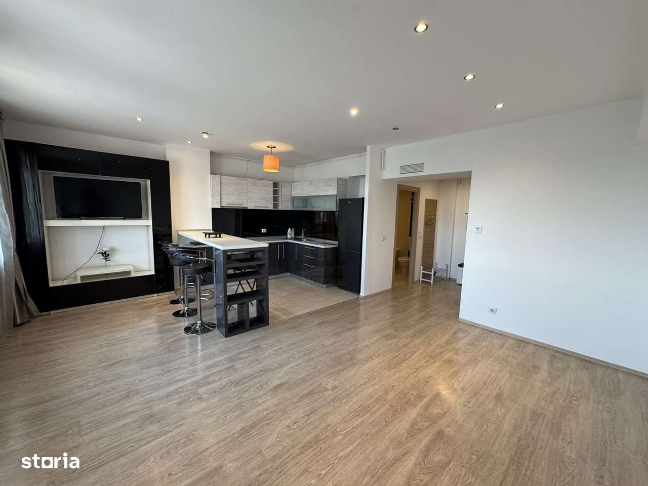 Apartament 2 camere de vanzare *Rin Grand Residence* - Imagine principală: 3/20