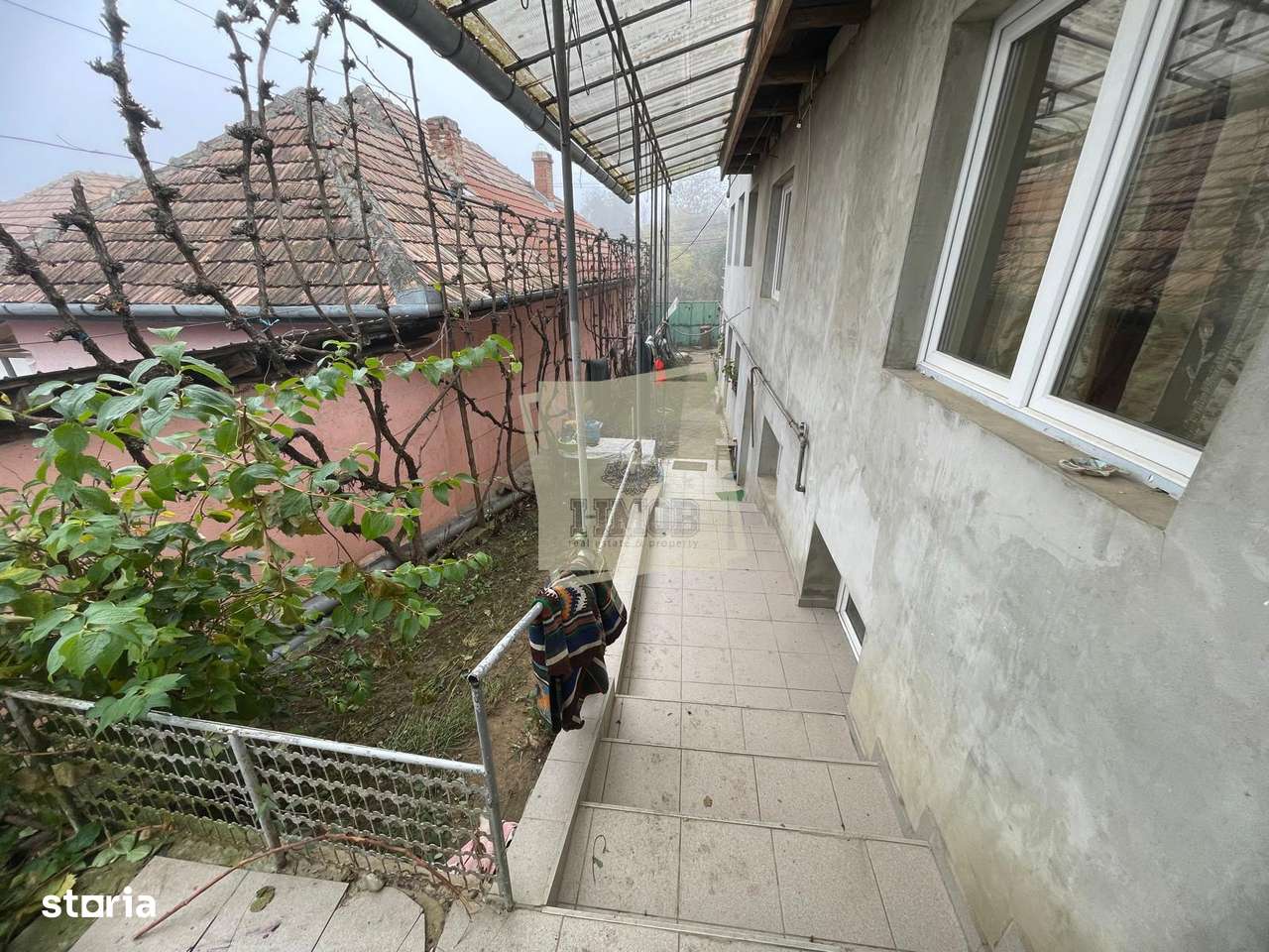 Casa individuala cu 6 camere si 3 bai si 1413 mp teren in Blaj - Imagine principală: 5/14