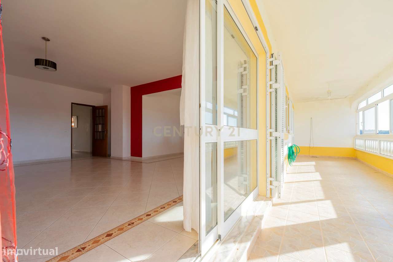Apartamento T3 em Silves, Faro-8