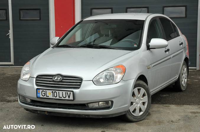 Hyundai Accent MC 1.5 CRDI GLS CONFORT TR - 1