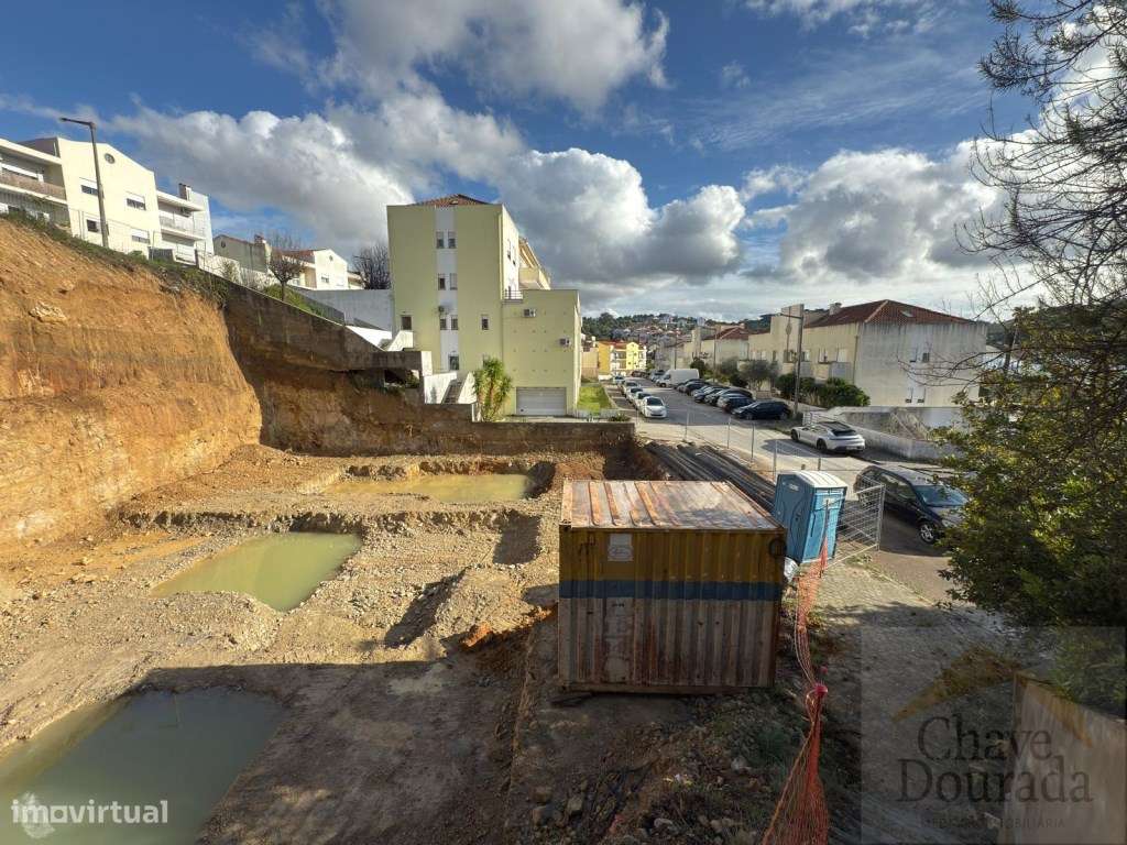 NOVO - Apartamento T1 com garagem e terraço - Grande imagem: 4/13